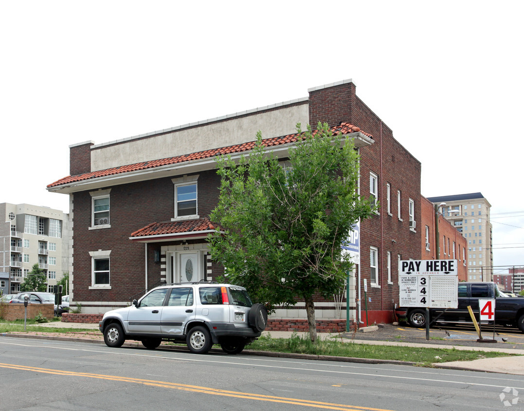 Primary Photo - Art Museum Apartments