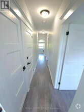 Building Photo - 137 Glenmore Rd