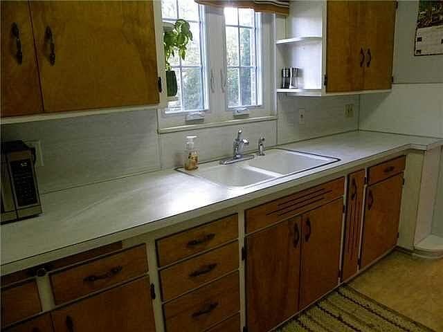 Foto del edificio - 2843 Castleton Ave