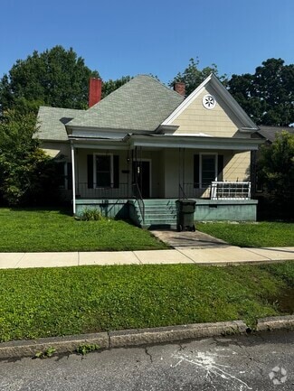 Building Photo - 304 S Carolina Ave
