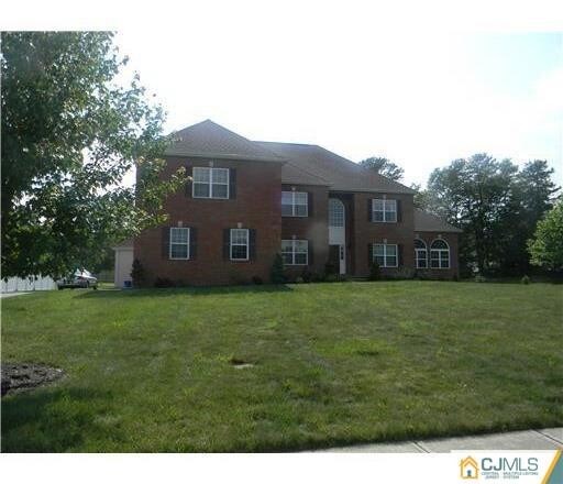 Building Photo - 2 Dynasty Dr