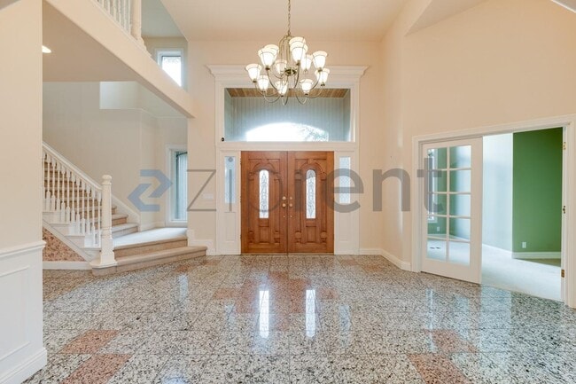 Building Photo - 16461 SE 56th Pl