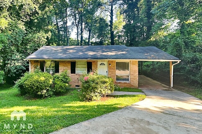 Building Photo - 502 Fairlane Cir NW