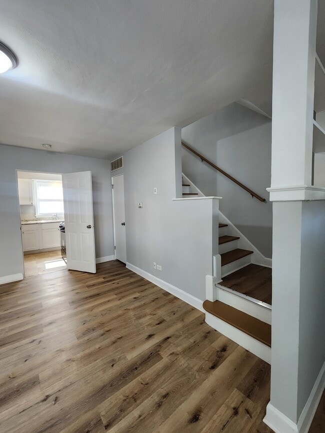 Foto del edificio - 1336 Wentworth Ave