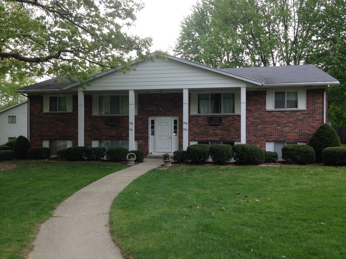 Foto principal - 1255 60th St SE