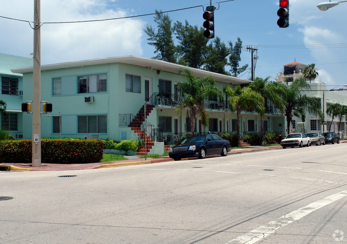 Primary Photo - 1101 Euclid Ave