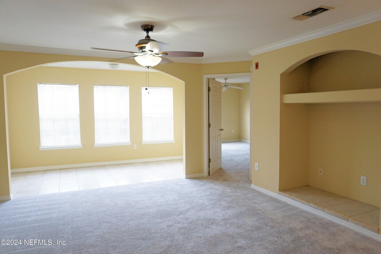 Foto principal - 3591 Kernan Blvd S