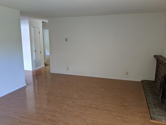 Foto del edificio - 41454 Paseo Padre Pkwy