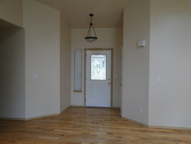 Building Photo - 7520 192nd Ave E