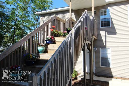 Foto del edificio - 2 Square Apartment Homes