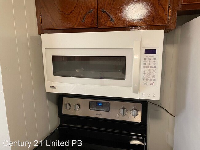 Foto del edificio - 3 br, 1 bath House - 2703 W. 26th Ave