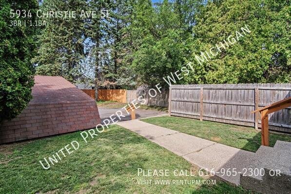Foto del edificio - 5934 Christie Ave SE