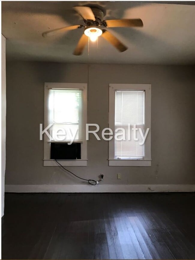 Building Photo - 1802 - A Marye St. - Duplex on the corner ...