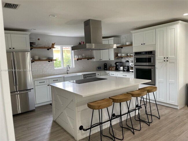 Foto del edificio - 8921 SW 48th St