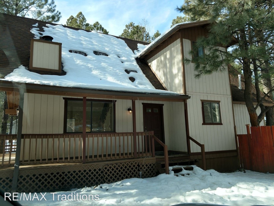 Foto principal - 3 br, 2 bath House - 5064 Black Panther Loop