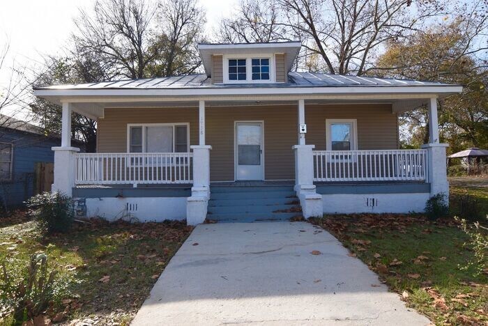 Primary Photo - 2 Bedroom House In Harrisburg