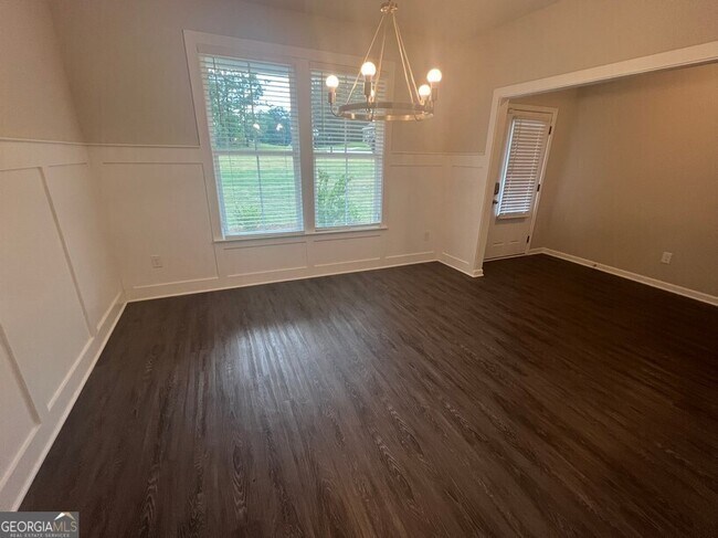 Foto del edificio - 50 Crabapple Ridge Dr