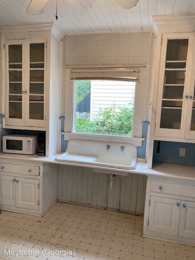 Foto principal - 1 br, 1 bath House - 2413 1/2 Walton Way