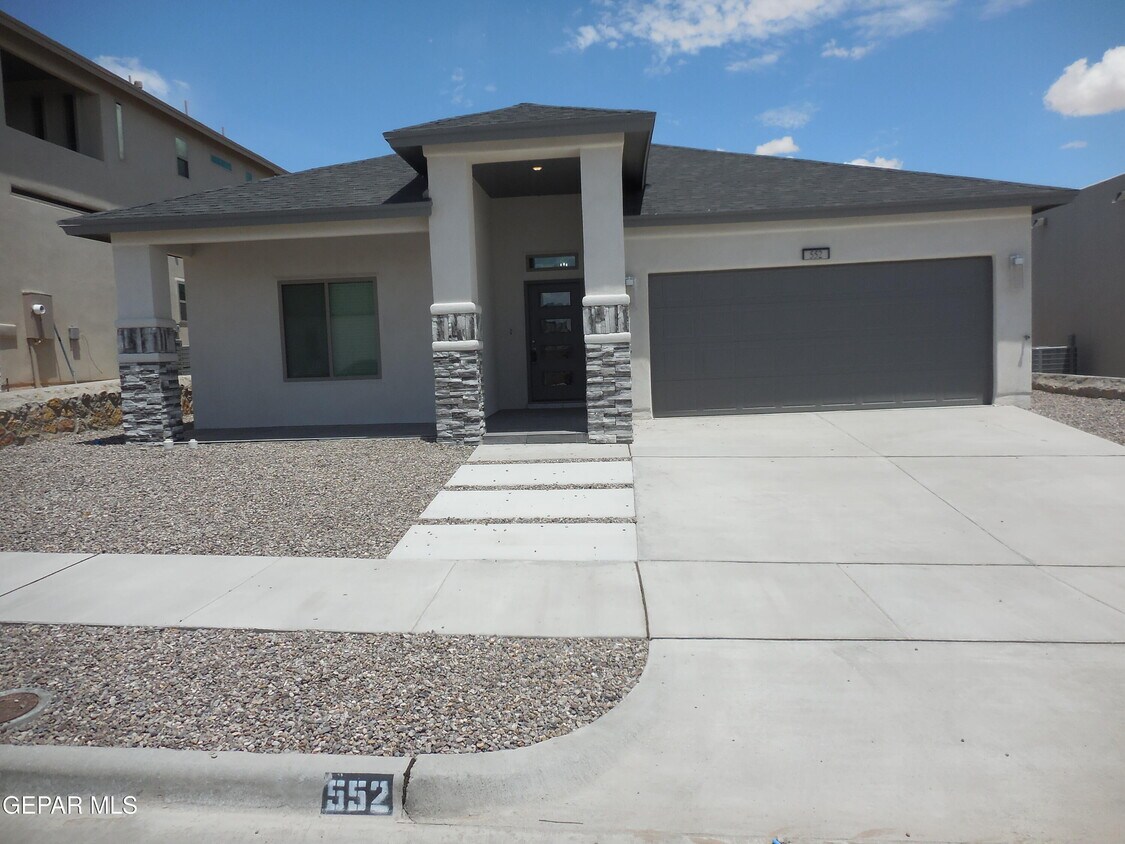 Foto principal - 552 Pne Vly Pl