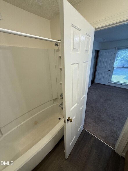 Building Photo - 3511 Ivy Commons Dr