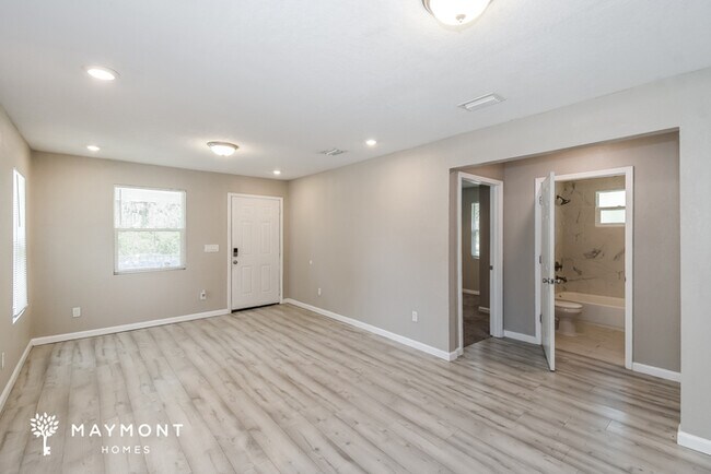 Foto del edificio - 804 Westbrook Rd