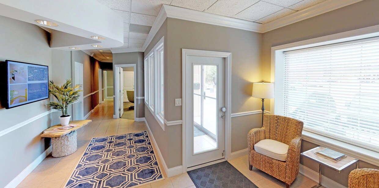 Safe Harbor Properties, LLC. at Edwards Place Apartments Springfield