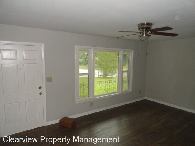 Building Photo - 3 br, 1.5 bath House - 1101 Vass Rd