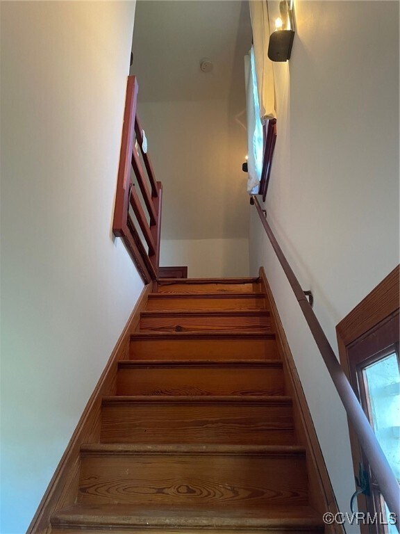 Foto del edificio - 14543 Mountain Rd