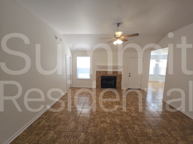 Foto del edificio - 14505 Highsmith St