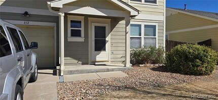 Building Photo - 832 Sunrise Dr