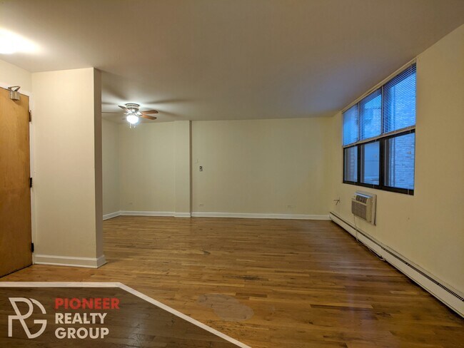 Foto del edificio - 1447 N Dearborn St