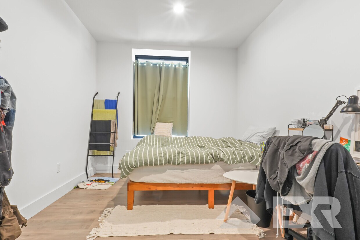 Foto principal - 326 Bedford Ave
