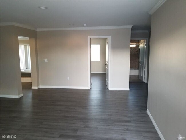 Building Photo - 4 br, 2.5 bath House - 15781 Maplegrove St...