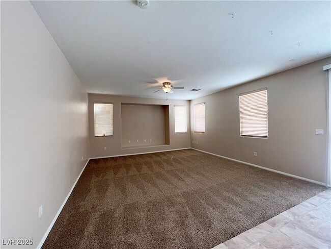 Foto del edificio - 251 Hickory Heights Ave