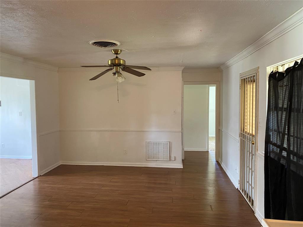 Foto del edificio - 6026 Ledbetter St