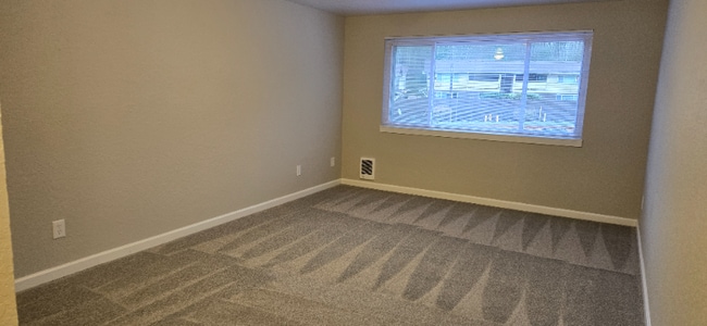 Photo - 1625 Kent Des Moines Rd Apartment
