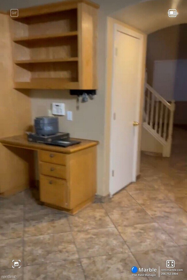 Foto del edificio - 4 br, 3 bath House - 9364 Ohara Ave