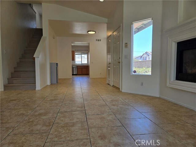 Foto del edificio - 481 Pinewood Ln