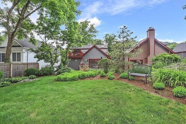 Building Photo - 49 Indian Harbor Dr