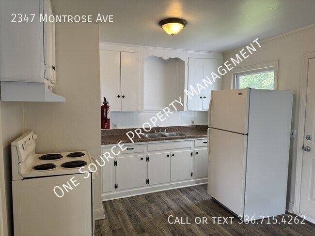Foto del edificio - 2347 Montrose Ave