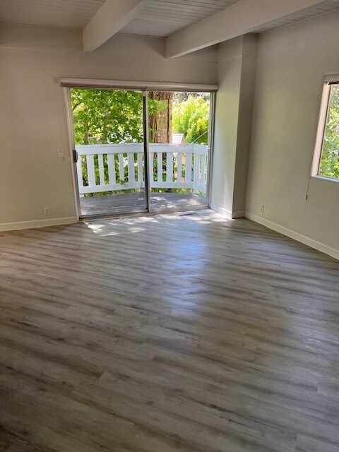 Foto del edificio - 776 Lords Ln