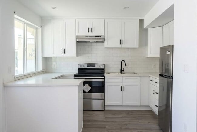 Photo - 6050 1/2 10th Avenue Apartment