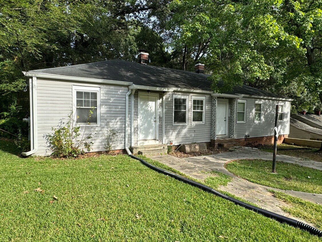 Foto principal - Wheeler St 3284 3286