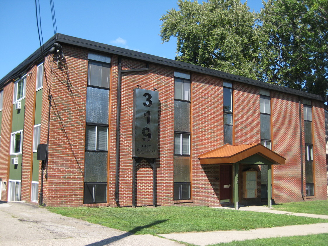 Foto principal - 319 E Hillsdale