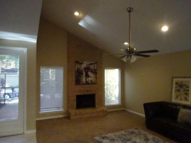 Foto del edificio - 17214 Meadow Butte Dr