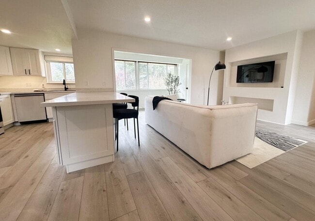 Foto del edificio - Lwinnie