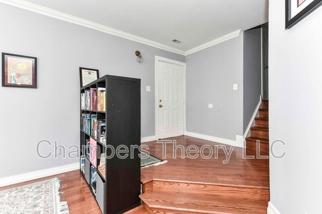 Building Photo - 4673 Longstreet Ln