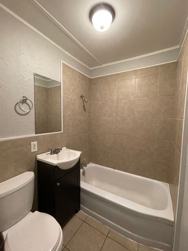 Foto del edificio - Cute, Clean & in Great Neighborhood!