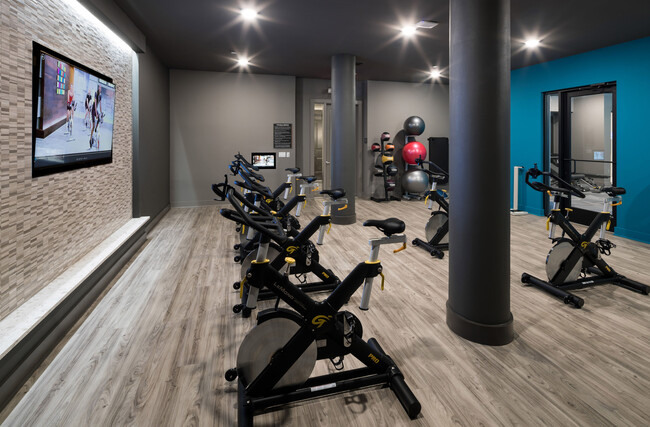 24-Hour Cycling and Yoga Studio - Bexley Frisco Station