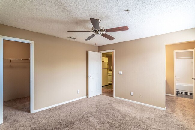 Foto del interior - A Place to Belong in Baldwin Park